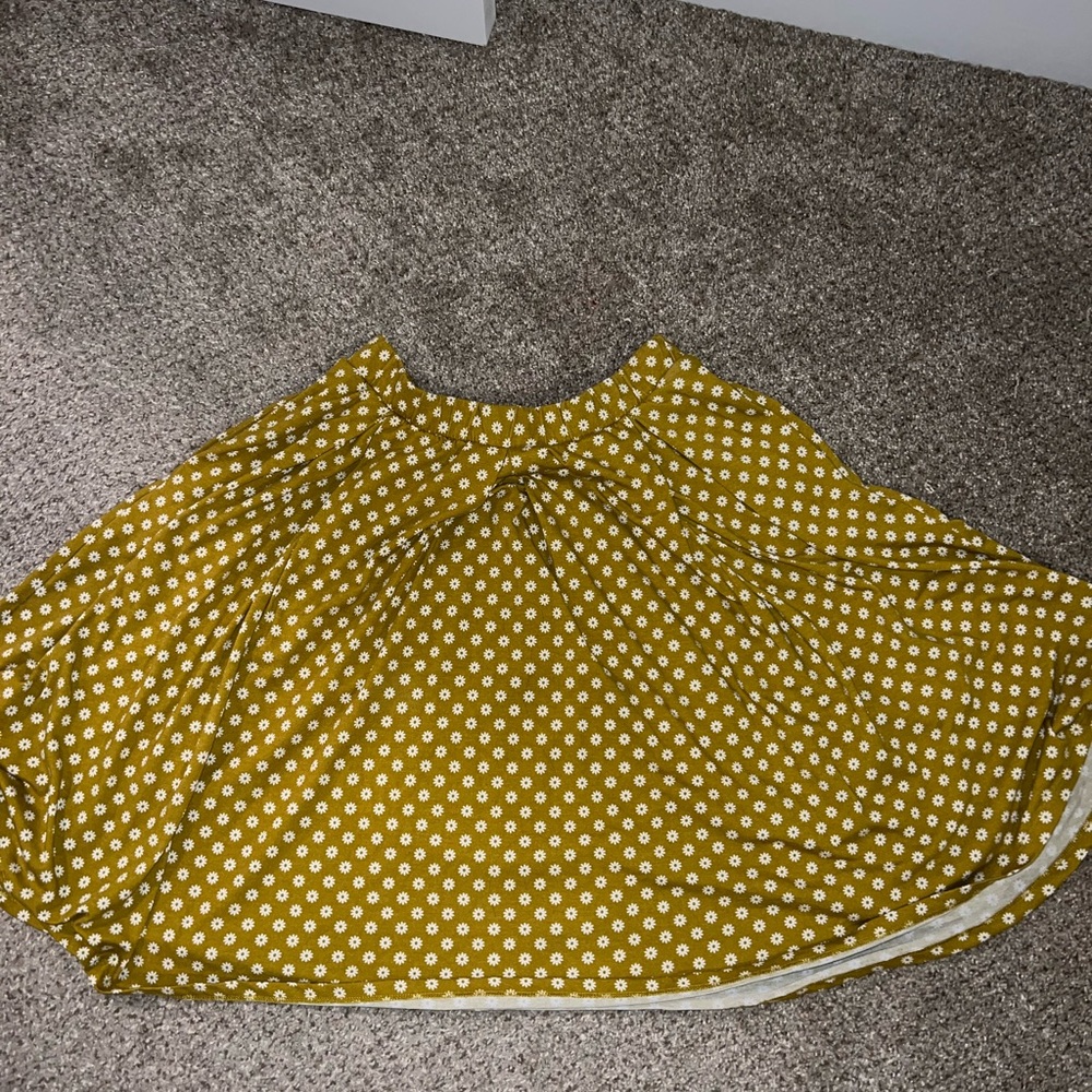 LuLaRoe Mustard Yellow Daisy Circle Skirt